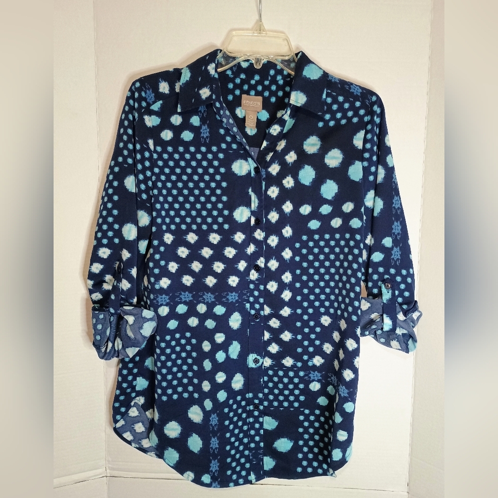Chico's Blue and White Roll Up Sleeve Button Down Shirt Size 0-Small